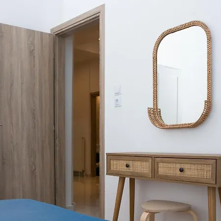 Spacious Luminous Apartament Saloniki