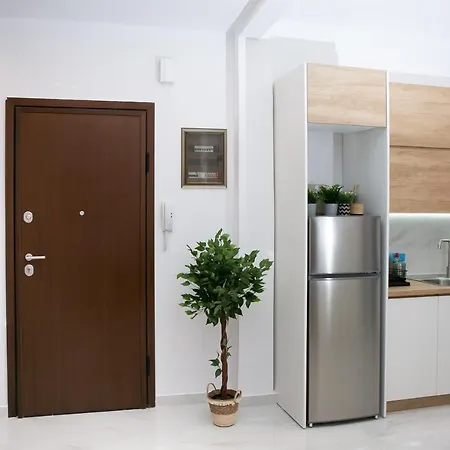 Spacious Luminous Apartament Saloniki