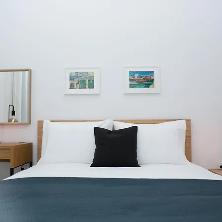 Spacious Luminous Apartament