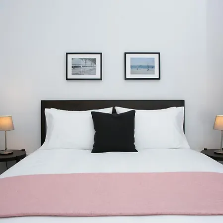 Spacious Luminous Apartament *