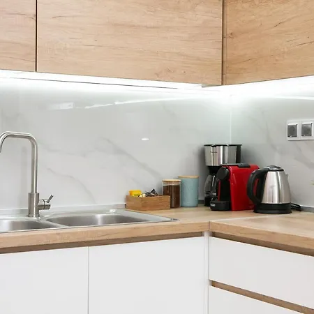 Spacious Luminous Apartament