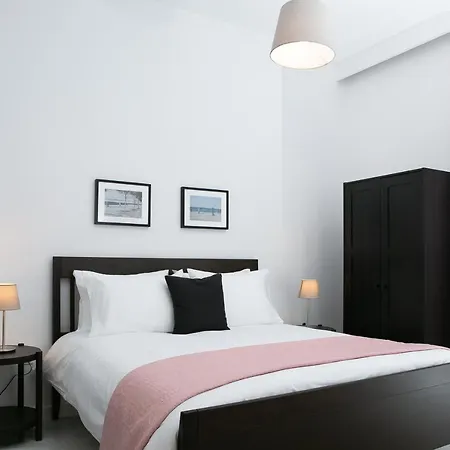 Spacious Luminous * סלוניקי