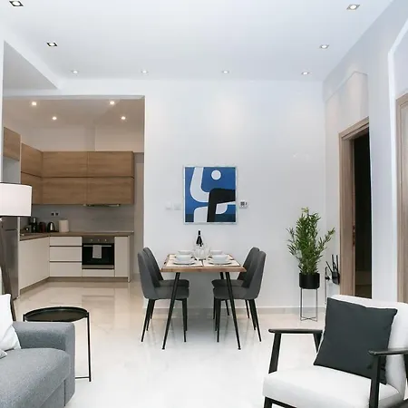Spacious Luminous Apartament *